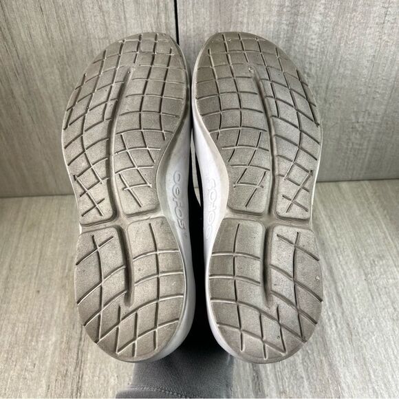 OOFOS OOmg eeZee Black Slip On Comfort Mule Recovery Shoes Womens Size 8.5 - Picture 8 of 10